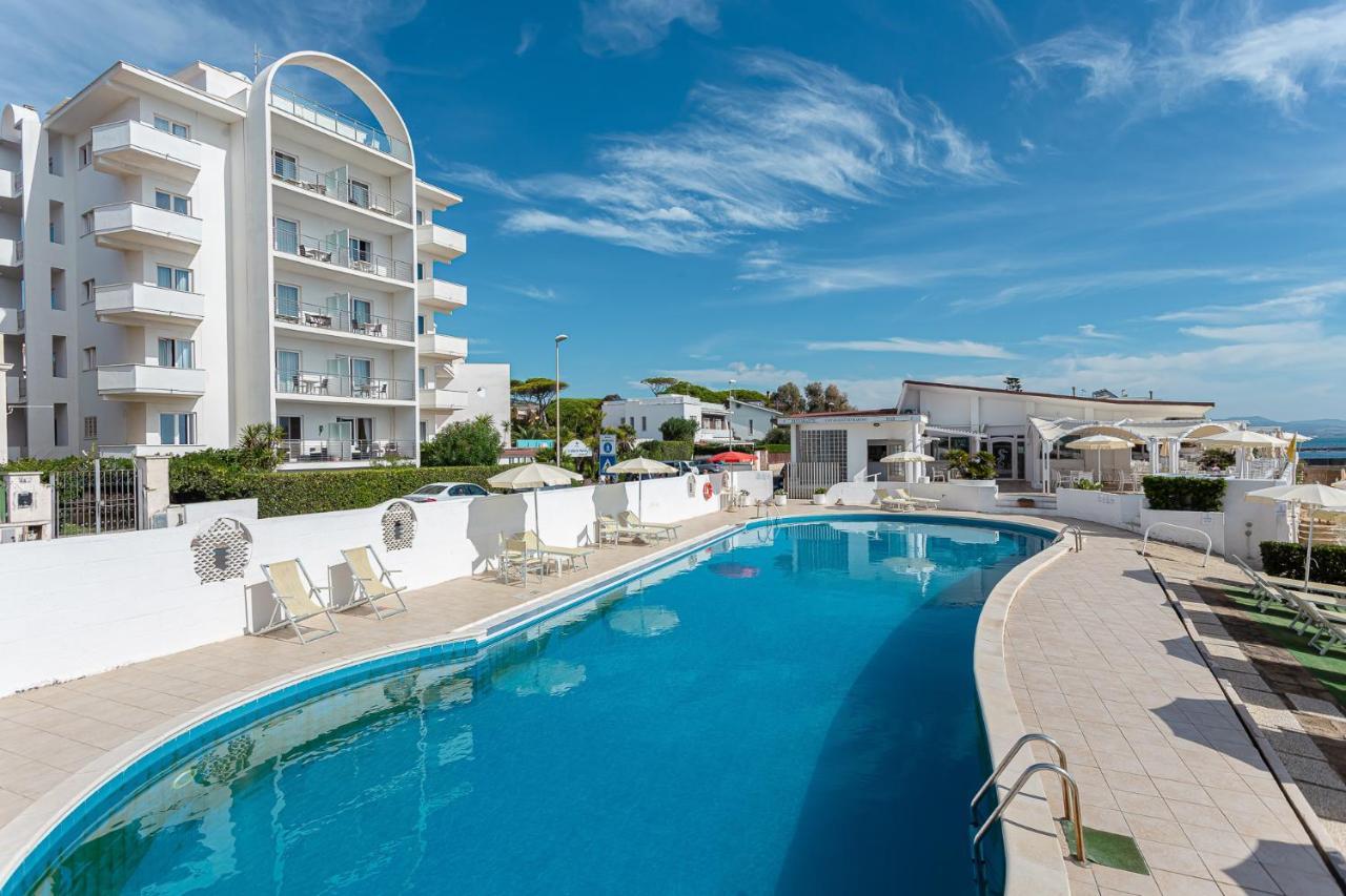 Hotel Cavalluccio Marino Santa Marinella Εξωτερικό φωτογραφία